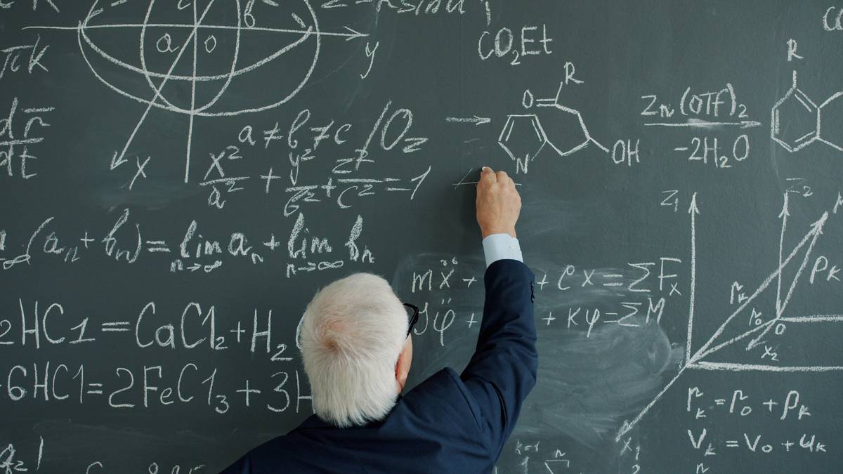 Comparison of llm reasoning prep vs standard LSAT study methods